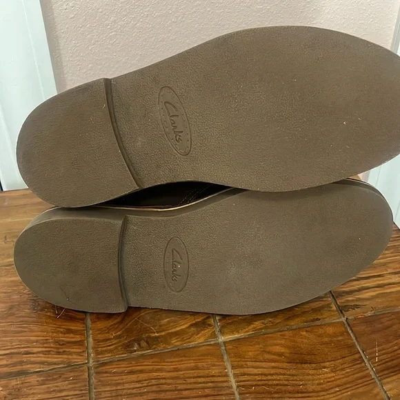 Clarks Men’s/Hommes Chukka boots new never worn - Picture 5 of 8